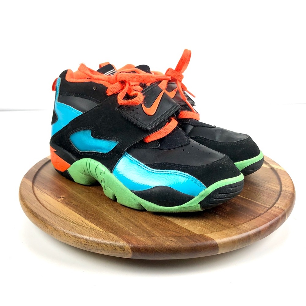 Nike Air Diamond Turf Deion Sanders 5.5Y